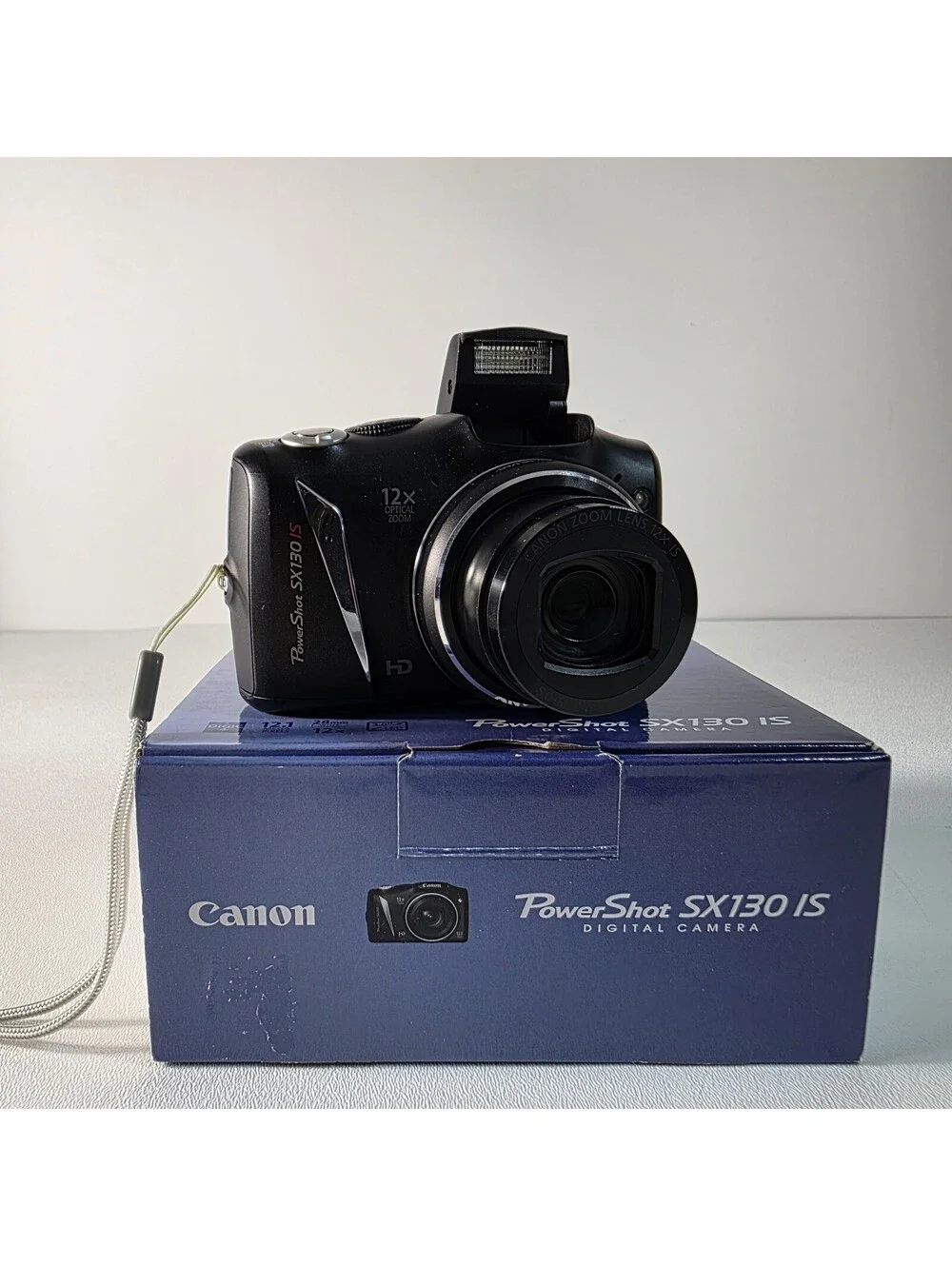 Canon SX130 IS Powershot Digital Camera 12x Optical Zoom 12.1 Mega Pixel -TESTED